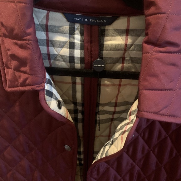 Burberry Woman’s Quilted Coat - Picture 4 of 9